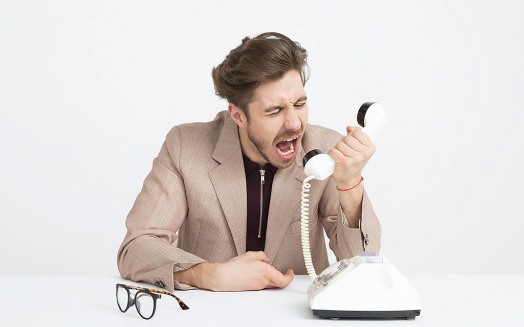 Pessoa com problemas na comunicação